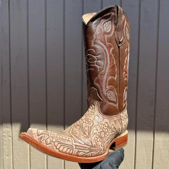 Carreta | Shoes | 48 Brown Chiseled Details Crix Style  display picture 1